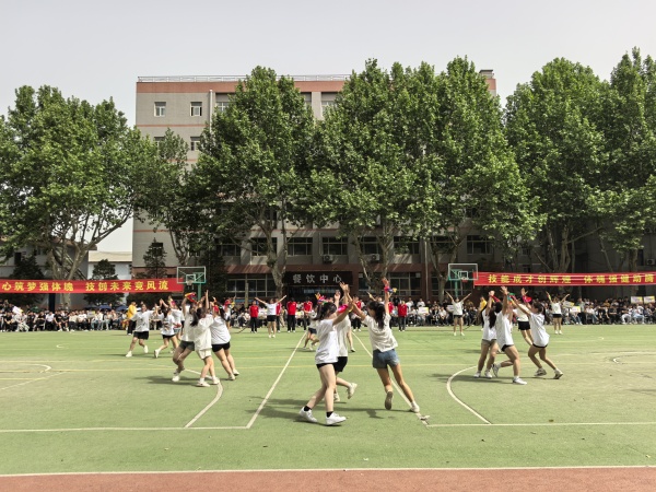 微信图片_20250430221412_副本.jpg